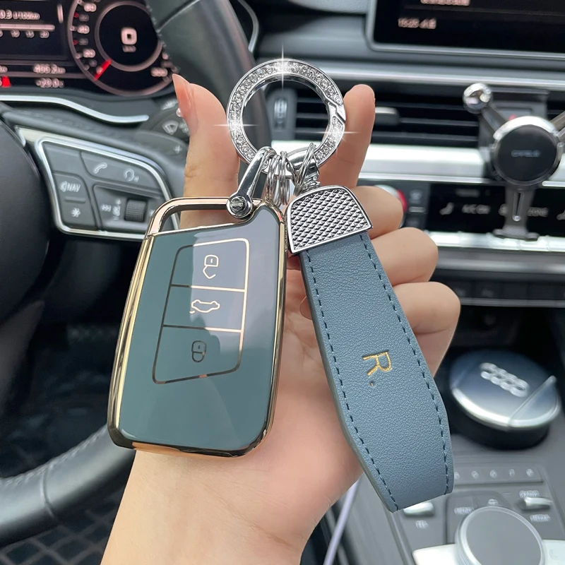 

Leather Keychain And Plating TPU Car Key Cover Case Shell For VW Volkswagen Magotan Passat B8 Golf CC For Skoda Superb A7 Kodiaq