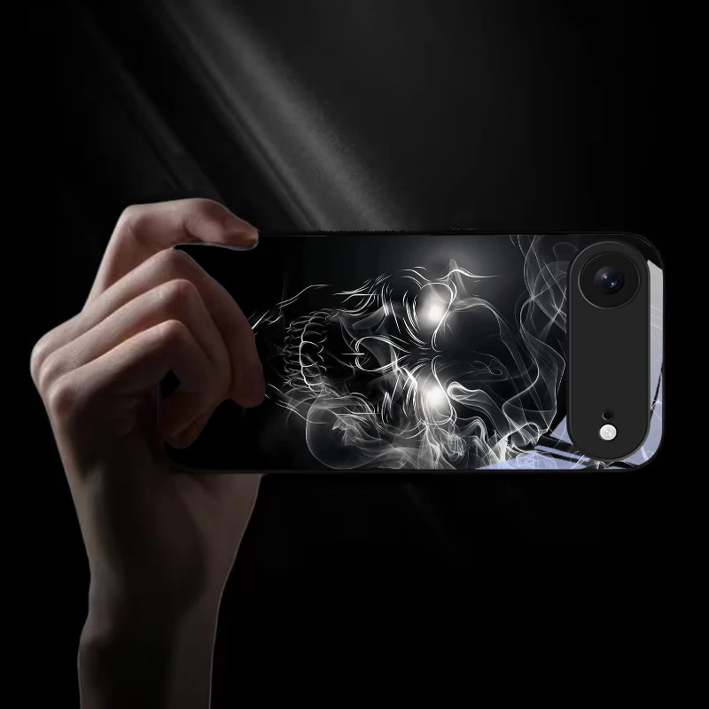 Чехол для телефона из черного стекла с неоновым дымчатым черепом для iPhone 11 Pro 12 13 mini 14 15 Pro Max 16 E 17 Air XS Max XR 8 7 Plus Xs. (art.: 3920dd2e66dbe) - 3920dd2e66dbe
