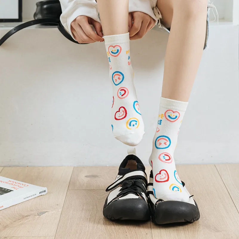 

GOPLUS Socks Ladies Fashion Cartoon White Socks Middle Tube Woman Socks Damen Socken Soquettes Femmes Calcetines Altos Mujer