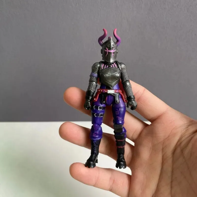 В наличии оптовая грузовая фигурка 12 см Jonesy Peely Skull Trooper Joint Mobility ПВХ модель игрушка