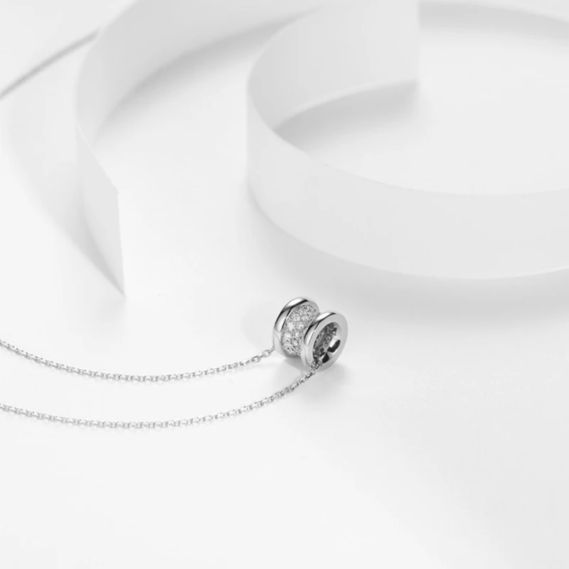 

Exquisite Small Round Inlaid Dazzling Crystal Ladies Necklace Geometric Pendant Fashion Simple Jewelry Accessories