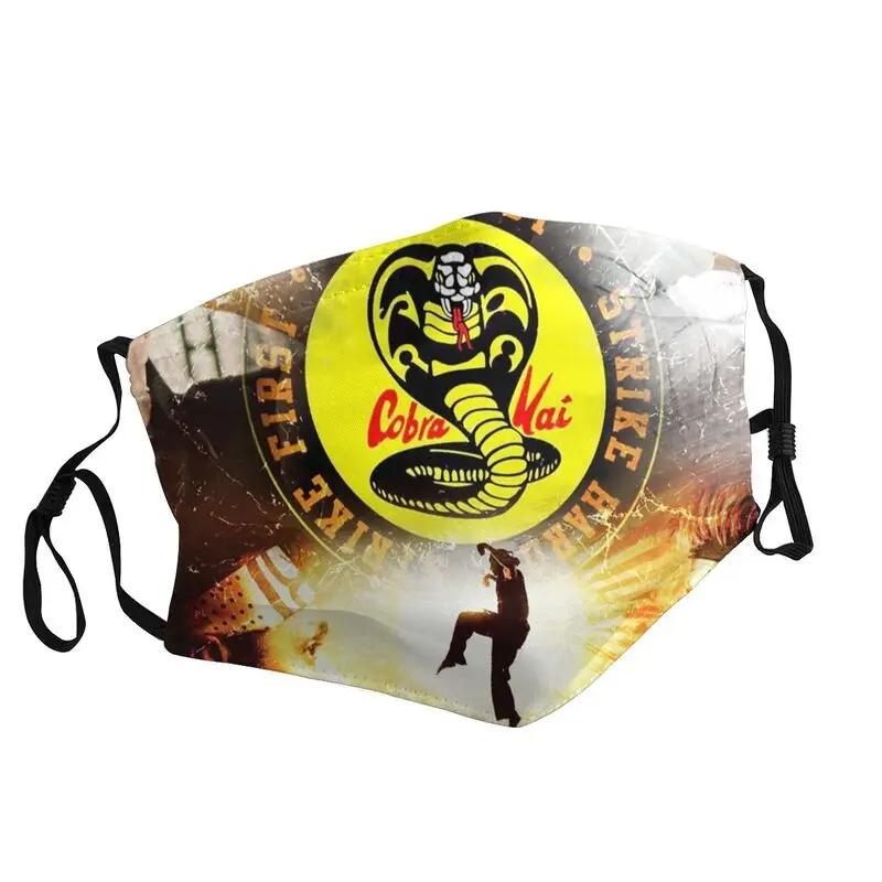 

Маска-респиратор «Кобра Кай» многоразовая для взрослых и детей