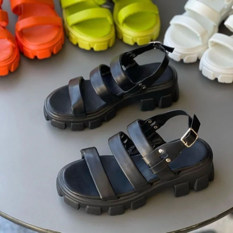 

Сандалии женские на платформе с открытым носком, босоножки в стиле ретро, модная повседневная обувь на танкетке на массивном каблуке, с пряжкой, лето 2023