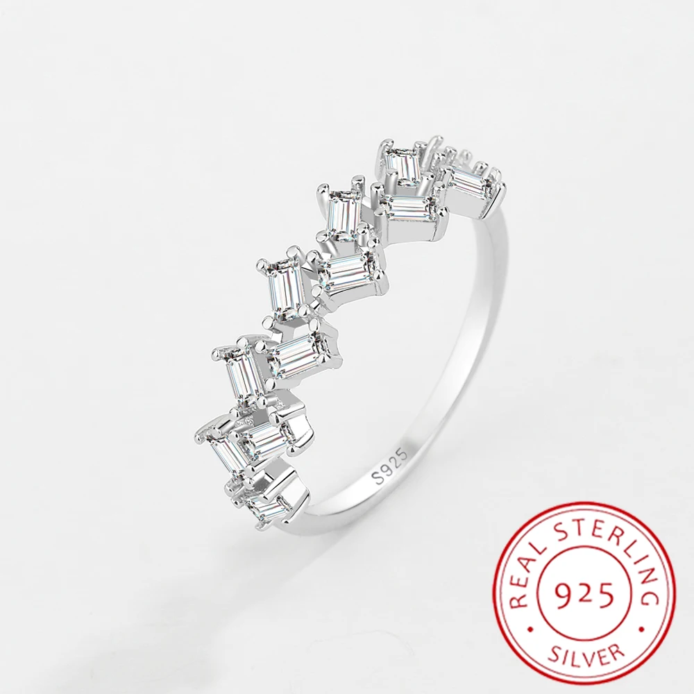 Женское кольцо из серебра 2022 пробы с фианитом | Украшения и аксессуары