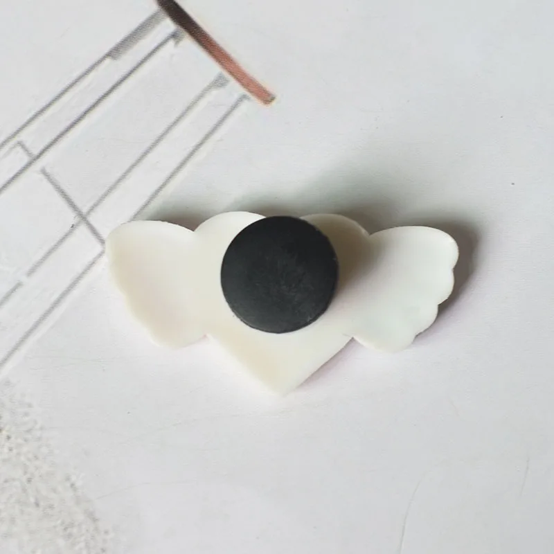 Hot jibz Lovely Food Cake Cookies Shoe Charms Cartoon DIY Clogs Funny Shoe Aceessories Fit Croc Sandals Decorate Kids  Gifts