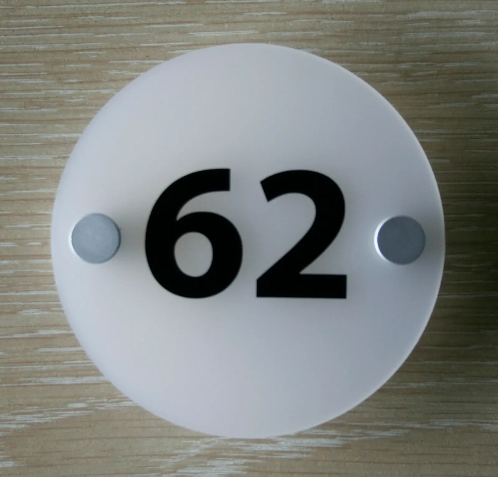 

Customize CONTEMPORARY HOUSE / HOTEL SIGN / PLAQUE 100MM DIA - QUALITY FROSTED ACRYLIC