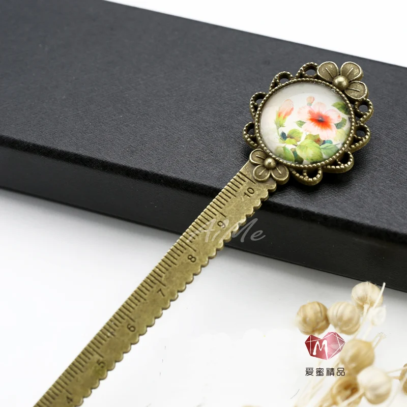 

Metal Vintage Retro Bookmark Ruler Beuatiful Picture Vintage Bookmark Ruler