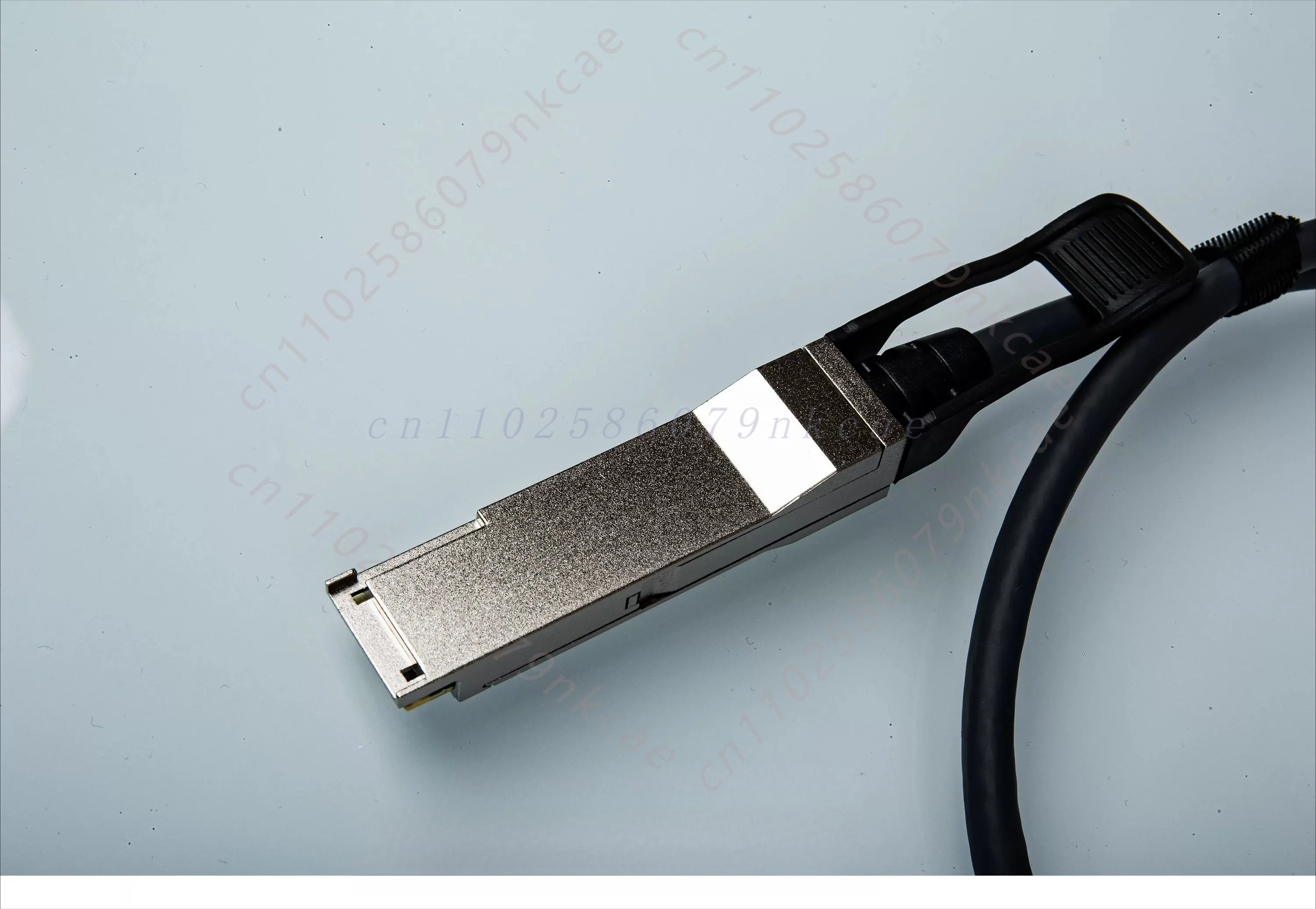 Фото Кабель QSFP56 для стекирования, совместимый с суперкомпьютером DGX Spark IB, для высокоскоростной передачи данных 200G-DAC №4