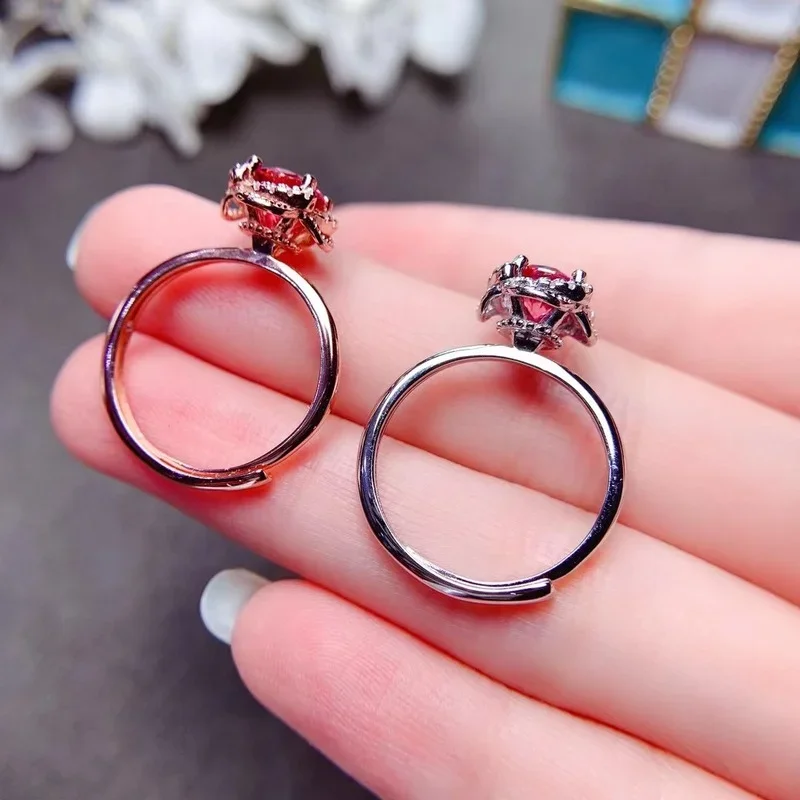 Пройти тест на бриллианты Классическое кольцо с розовым муассанитом и