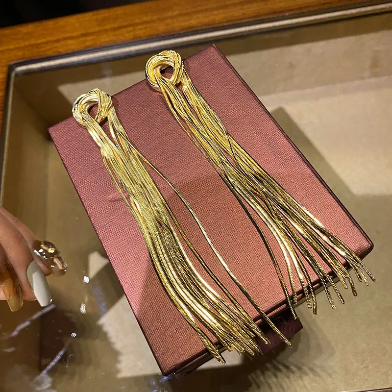 

Модные серьги с кисточками, роскошные длинные золотистые элегантные аксессуары для ушей