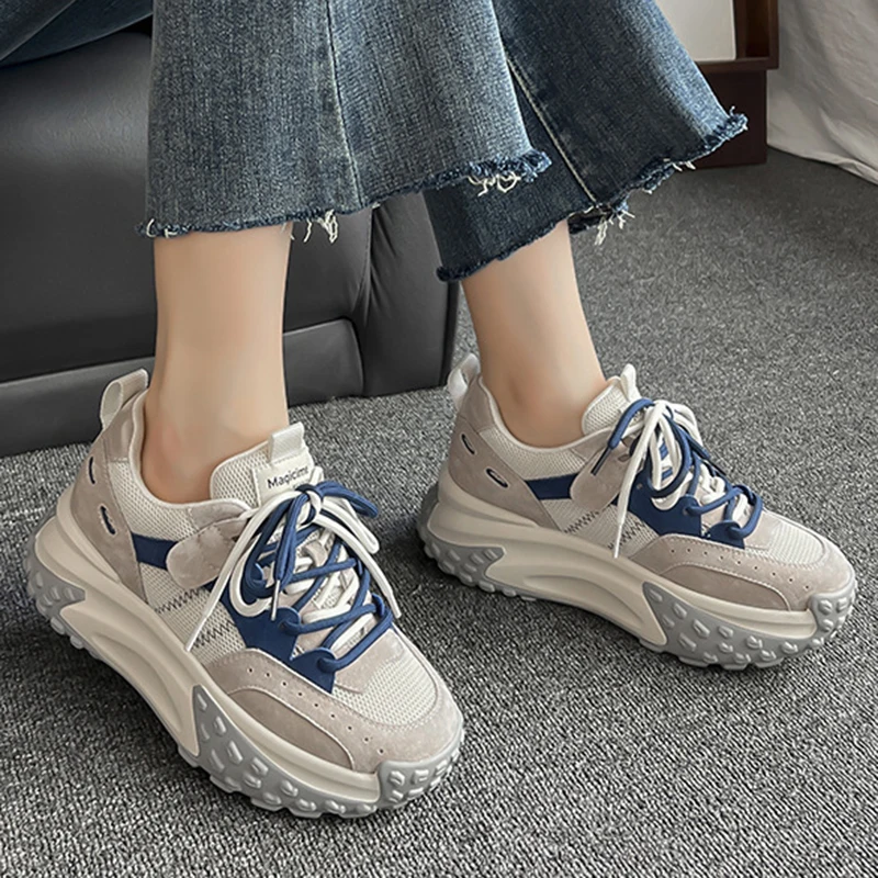 Женские кроссовки на платформе Повседневная Уличная обувь удобные шнуровке для
