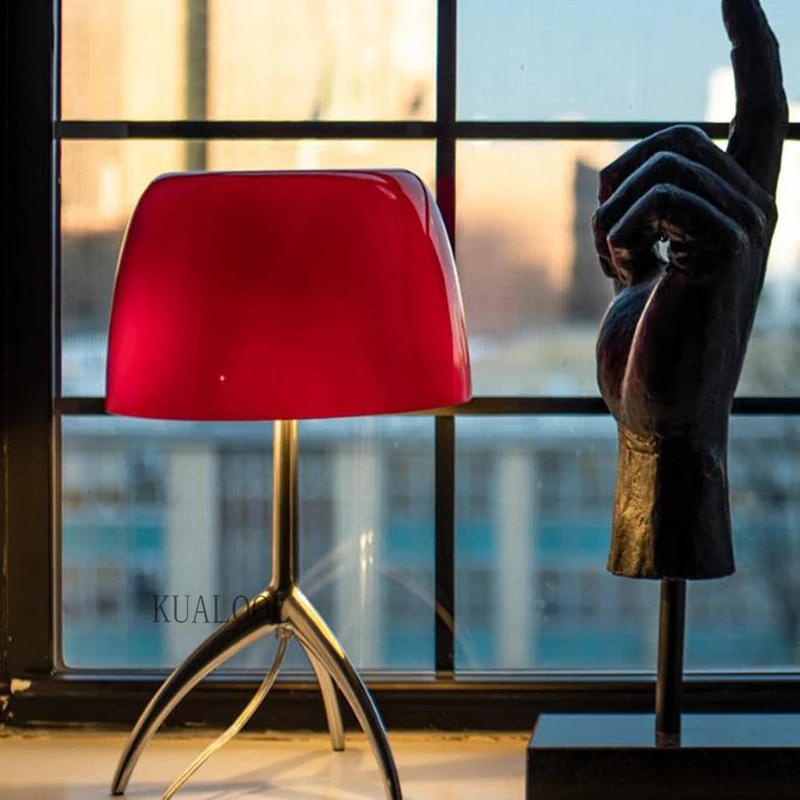 Итальянская настольная лампа Foscarini Lumiere для гостиной, спальни, кабинета, северный дизайнер, светодиодное стекло, современное освещение для чтения.