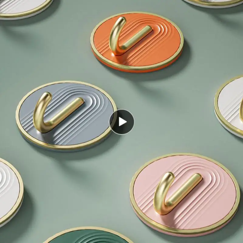 

Small Size Light Luxury Hook A Variety Of Colors Good Load-bearing Performance Hook Gold-plated Hook Durable Toilet Hook Stable