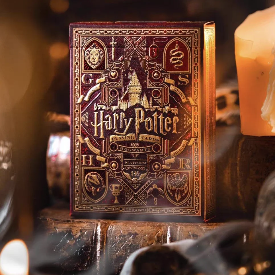 Коллекционные игральные карты MINISO