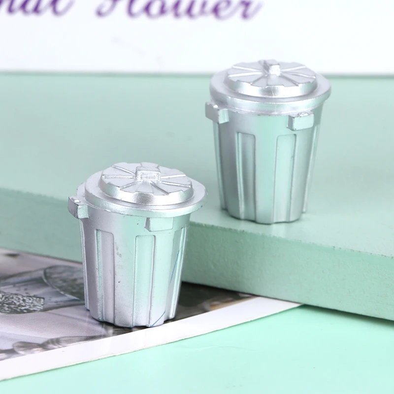 

1Pc 1:12 Dollhouse Mini Garbage Can Model Trash Can Garbage Truck Can Decor Toy