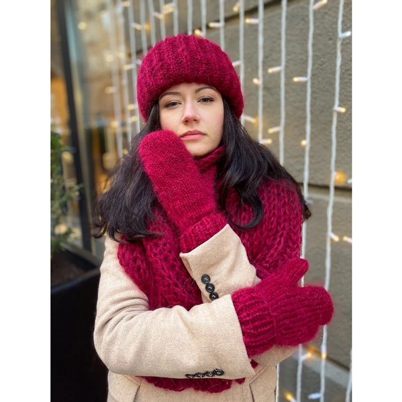 

7 Colors Women Knitted Hat Scarf Gloves Set Winter Solid Color Soft Warm Fashion Accessories Outdoor Beanies Hat Scarf Set
