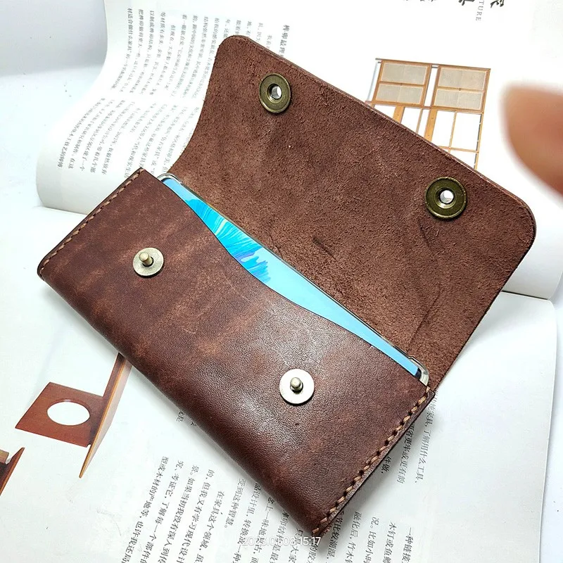 Рисунок 5 - Универсальная поясная сумка Blongk для телефона