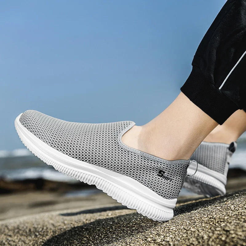 

2023 Mesh Men Shoes Lightweight Sneakers Men Fashion Casual Walking Shoes Breathable Mens Loafers Zapatillas Hombre