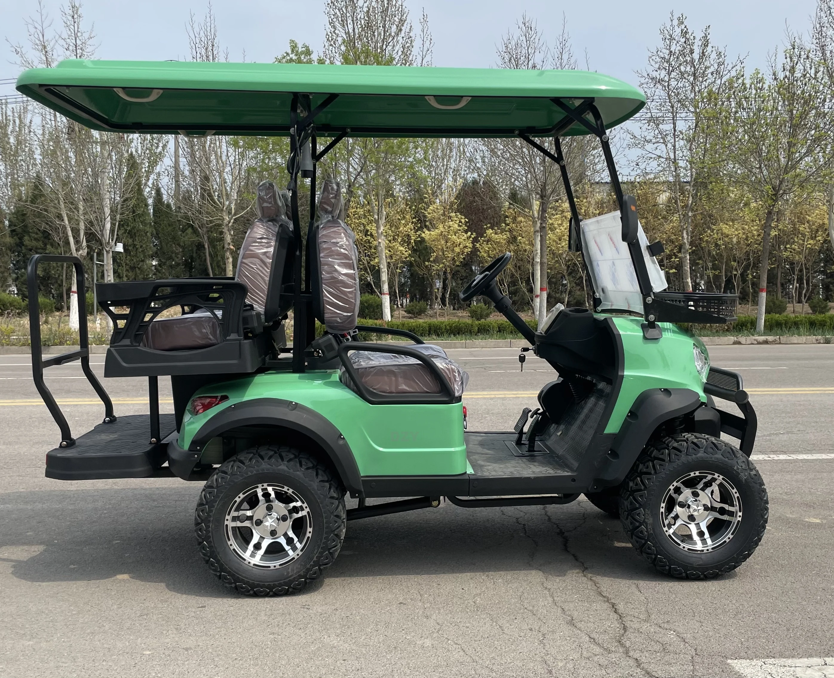 Экспортируется в Европу и Америку 2024 тележка для гольфа на 4 человека новая