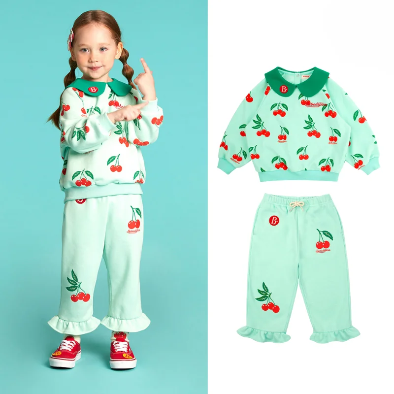

Bebe Store Bebe Store (In stock) 베베베베 2023 Spring Girls' Polo Collar Ruffled Sweater Pants Set