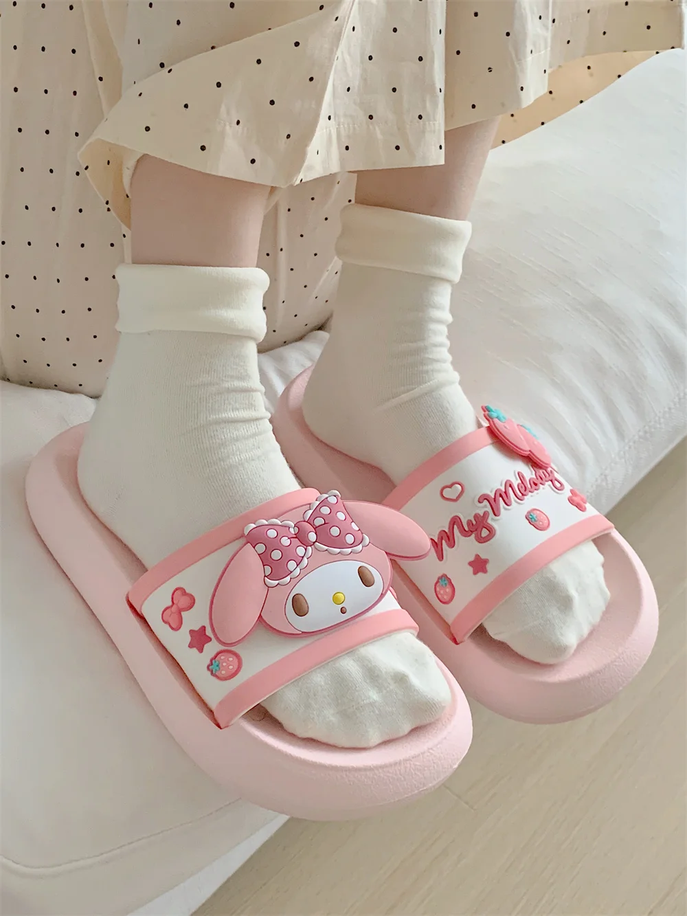 

Sanrios Hello Kitty Cartoon Summer Ladies Sandals Kawaii Anime Kuromi Cinnamoroll My Melody Non-slip Home Slippers Birthday Gift