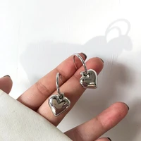 2022 new silver metallic glossy classic heart pendant earrings ladies simple korean heart fashion jewelry