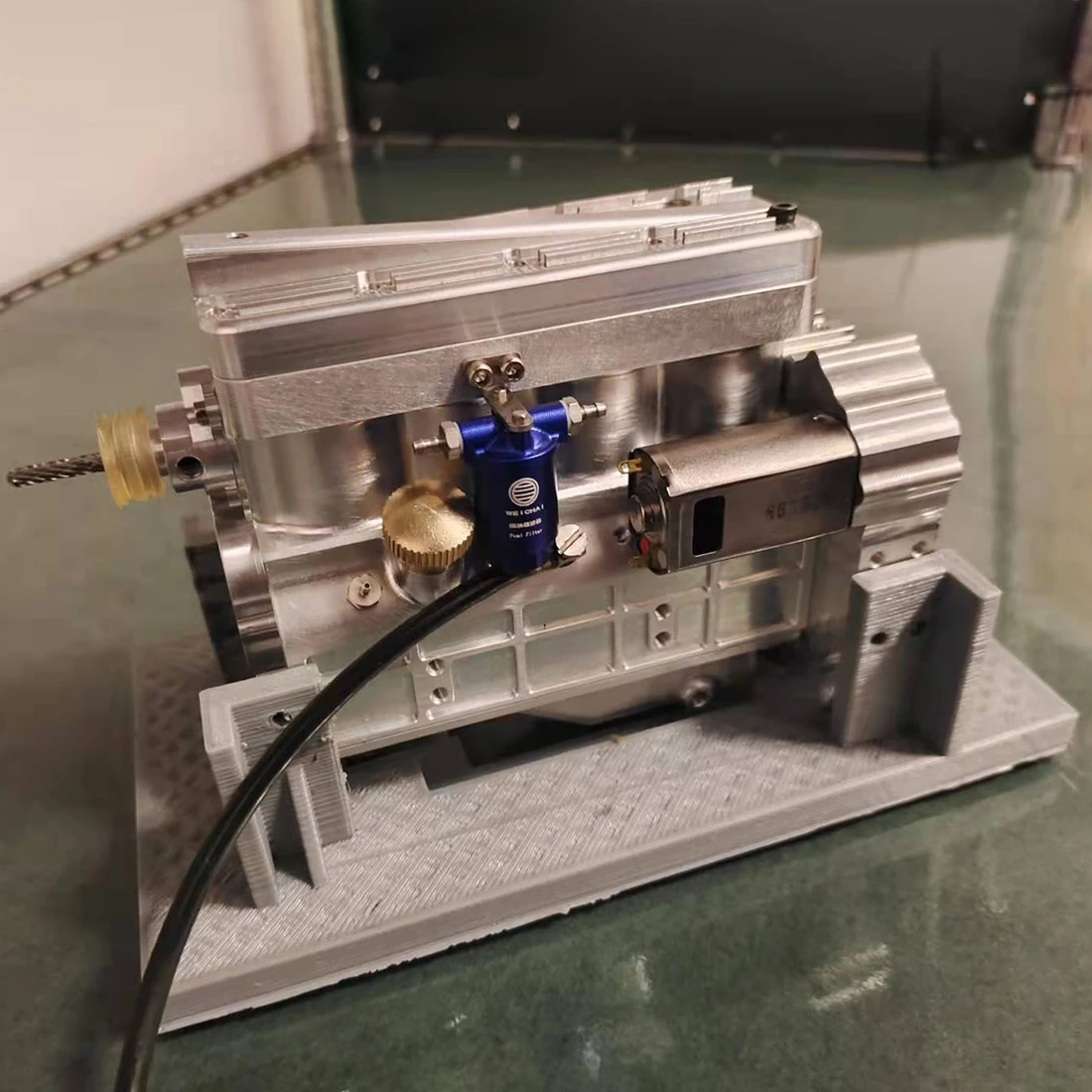 CISON FL4-175 17.5cc Flat-Head Four-Cylinder Four-Stroke Water Cooled Gasoline Engine Model For 1/8 1/10 Crawlers on - Модель двигателя на бензине CISON FL4-175 объемом 17,5 куб. см. с четырьмя цилиндрами, четырехтактным двигателем с плоской головкой и во