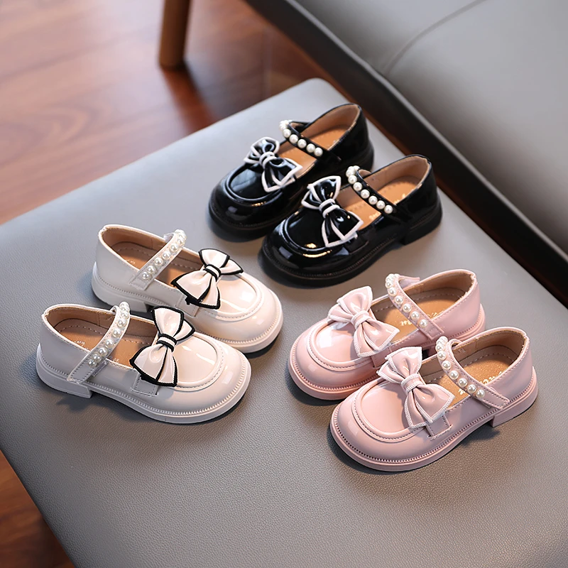 

Fashion Girls Pearl Bow Princess Shoes Kids Patent Leather Elegant Platform Lolita Shoes Beaded Party Shoes 3-6Y Mary Jane Shoes