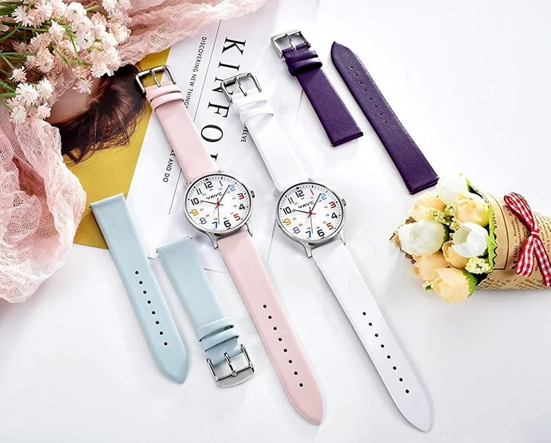 Часы женские кварцевые многоцветные с большим циферблатом и силиконовым