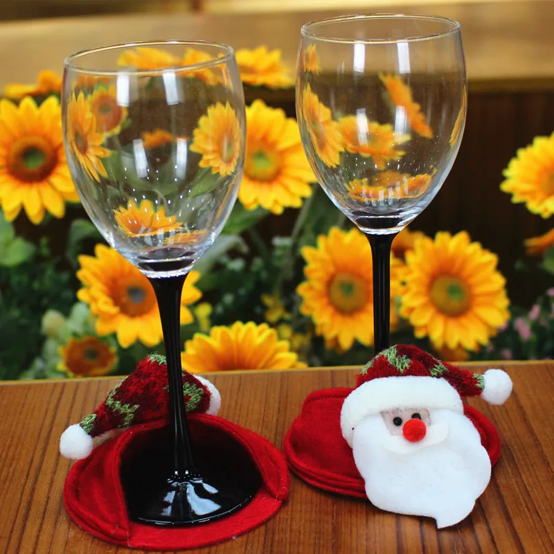 

1pcs Christmas Holiday Coasters Snowman Drinks Wine Coffee Cup Felt Drink Coasters Christmas Cup Mat for Christmas Decoration