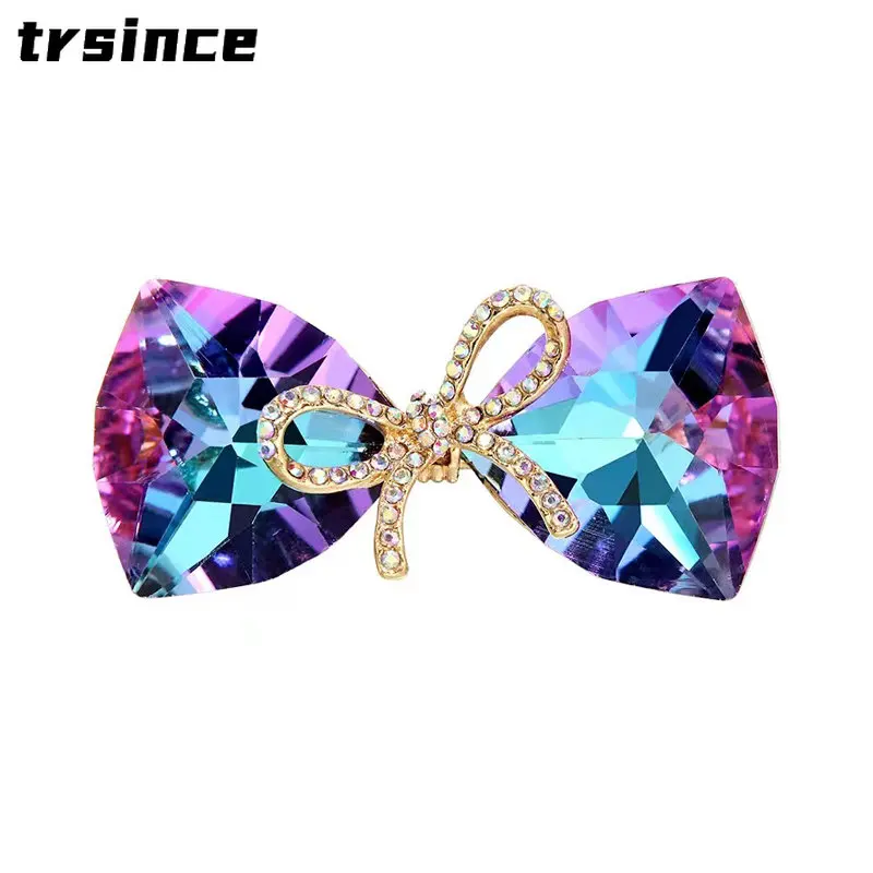 

New Summer Crystal Bow Brooches High-end Women Shining Beauty Bowknot Collar Pins Delicate Party Office Brooch Pin Gifts