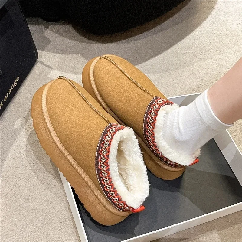 

2023 Winter New Fashion Colored Round Toe Thick Sole Outerwear Women Cotton Slippers Comfortable and Warm Women's Boots
