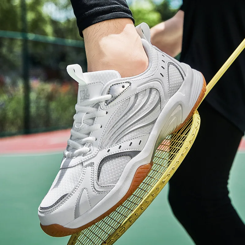 2023 New Professional Table Tennis Shoes Men and Women Badminton Sneakers Couple Volleyball Anti-slip Lightweight Trainers 39-44