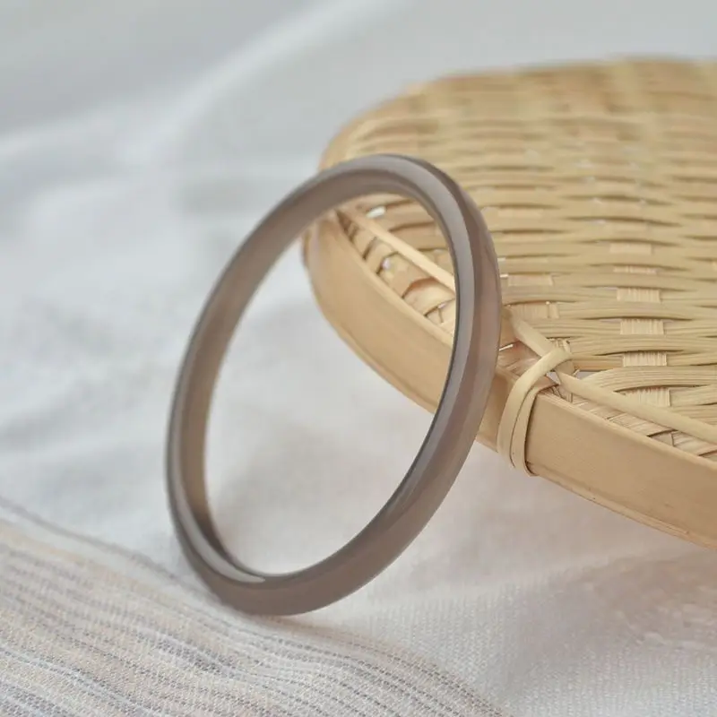 Ледяной серый браслет в стиле ретро для девушек маленький круглый дымчато-серый