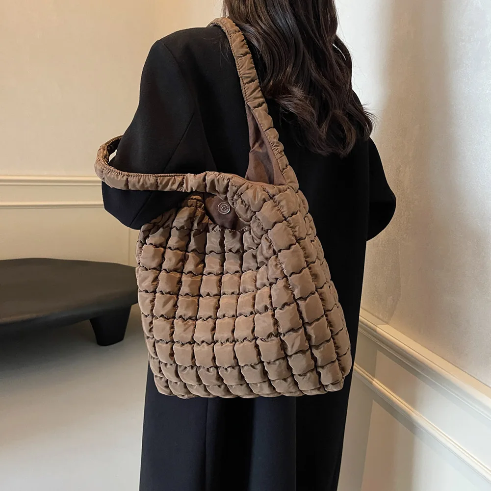 Сумка-тоут Женская Стеганая вместительный стеганый саквояж легкий чемоданчик с