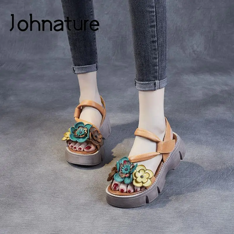 

Женские босоножки в этническом стиле Johnature, сандалии из натуральной кожи на платформе и высоком каблуке, пляжная обувь с цветами для лета, 2022