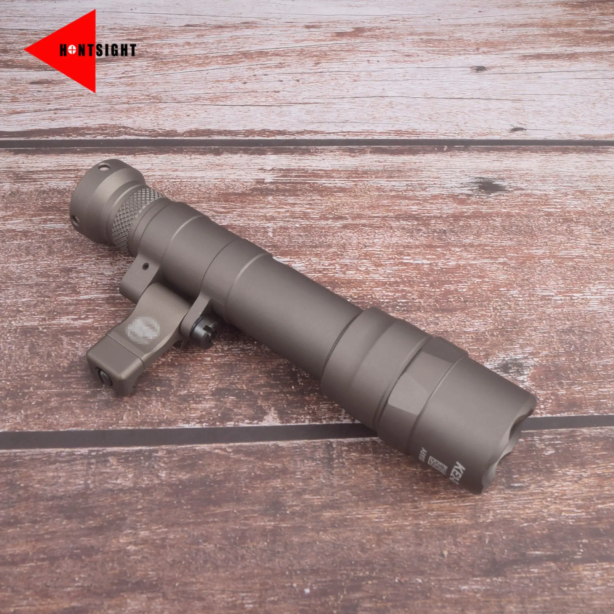 

Tactical SF M640 M640DF Weapon Gun Light For Airsoft Rifle AR15 M16 Flashlight With Offset Mount Fit 20mm Pictinny Rail