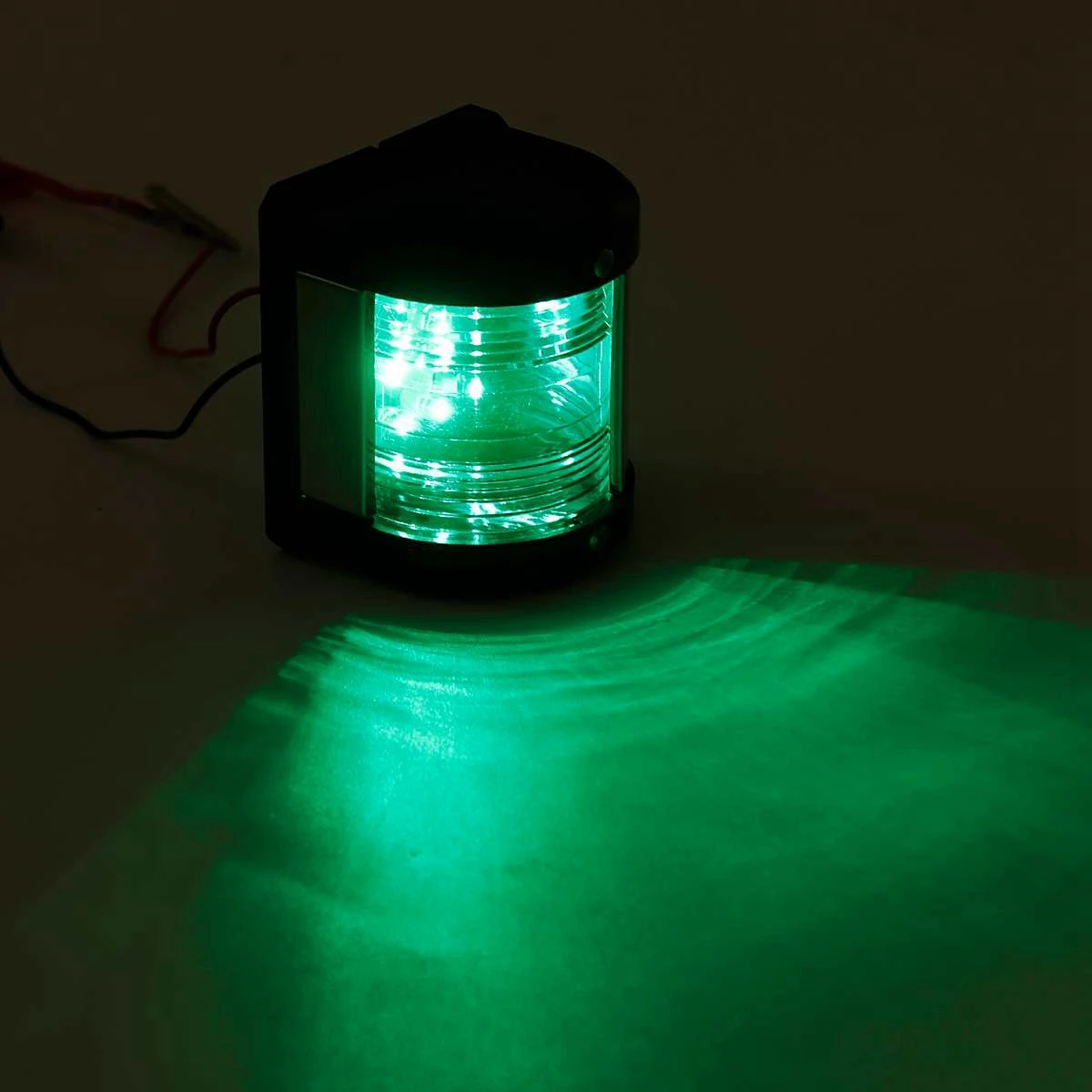 12 В красная настольная лампа