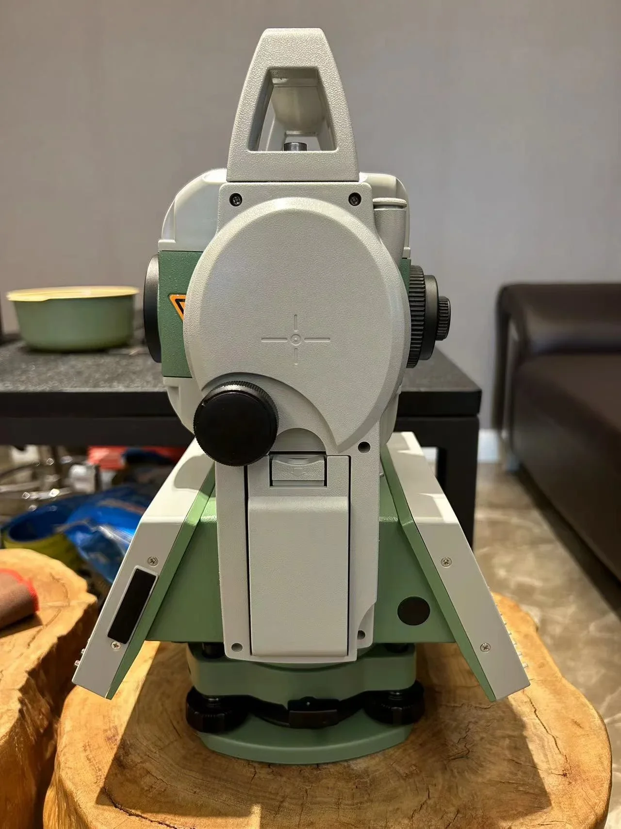 FOIF RTS-362R/RTS-362N Электронный тахеометр без отражателя на 1000 м с двухосной