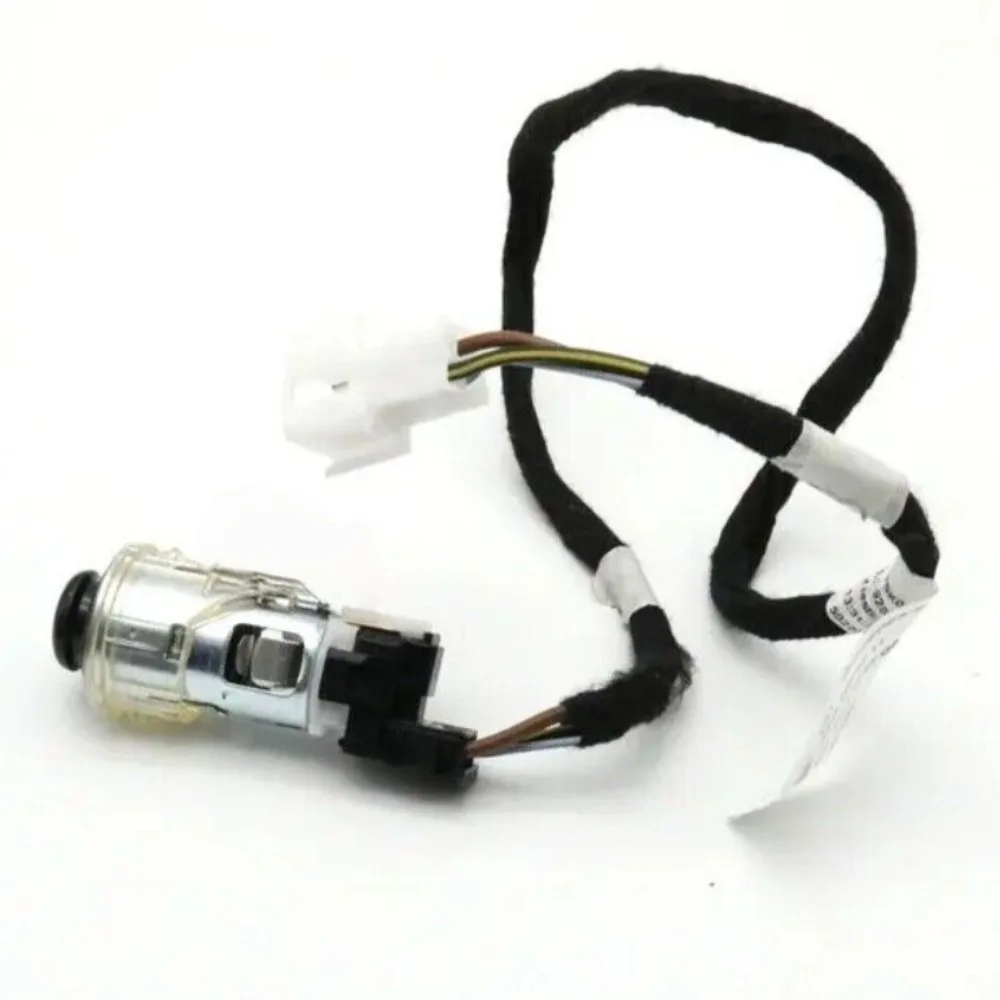 

Универсальная вилка прикуривателя для салона автомобиля для Mercedes-Benz A/B/C/E/M/R/G/S/V/CL/GL/SL/SKL/CLA/GLA/GLE/GLS/GLC Class Vito