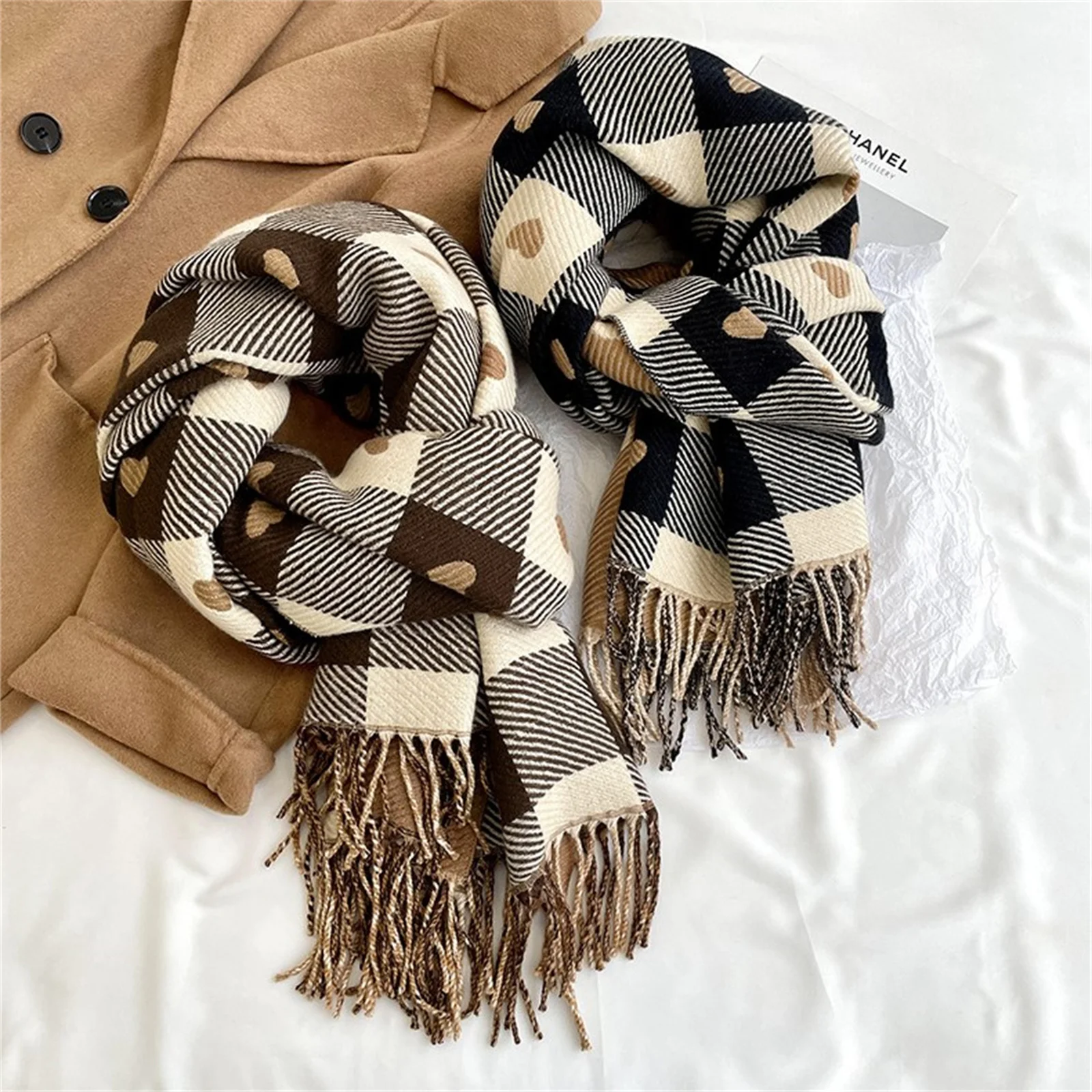 

Women Knitted Heart-pattern Plaid Scarf Lovey Girl Winter Warm Scarves College Leisure Shawl