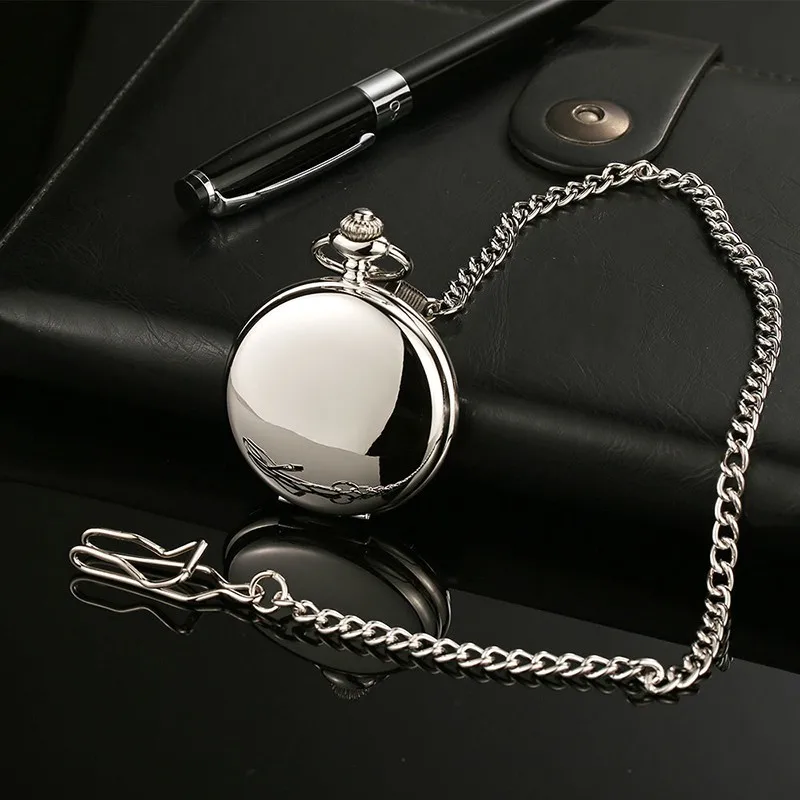 Fashion Classic Black Gold Glossy Retro Antique Men's And Women's Pocket Watch Versatile Quartz Chain Pocket Watch