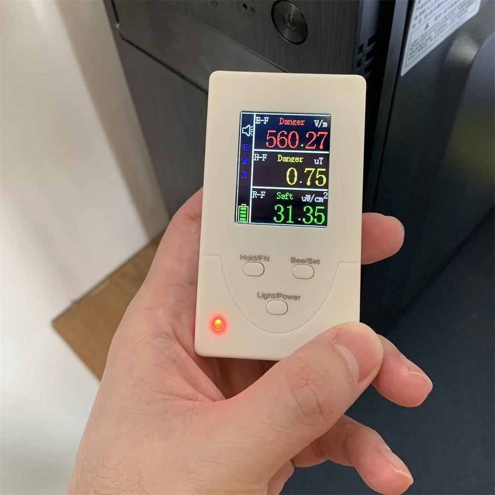 

Handheld Electrical Radiation Detector Household High Precision Electric Radiation Measuring Tester Handheld EMF Meter