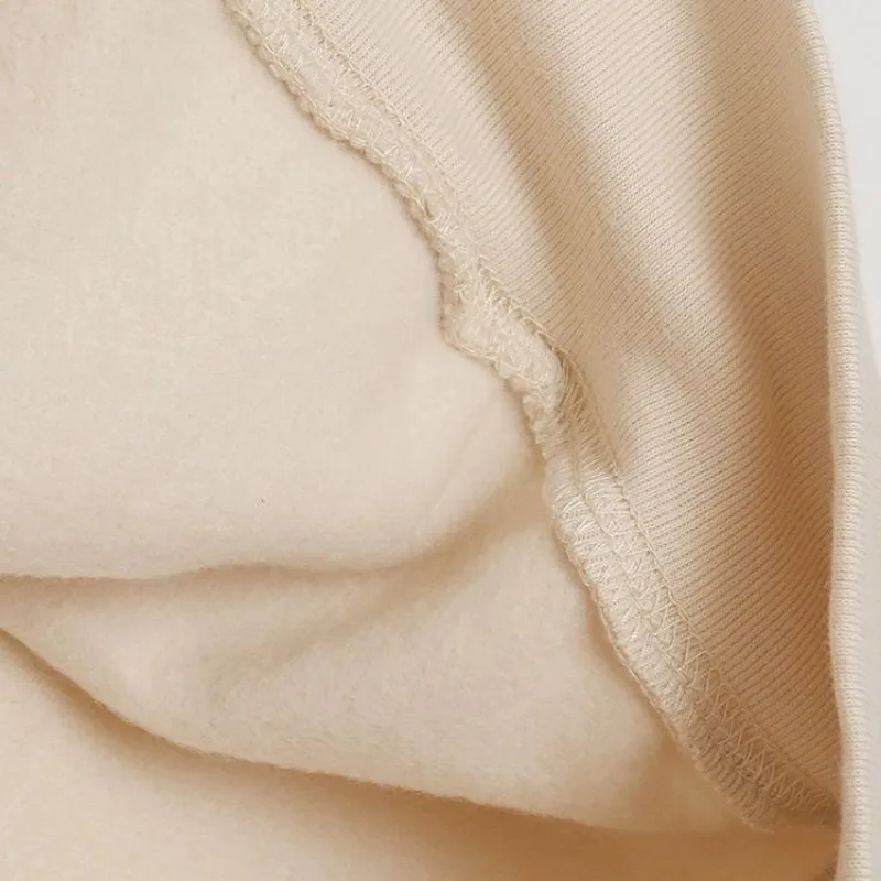 Осенний кардиган-свитшот с капюшоном и вышивкой