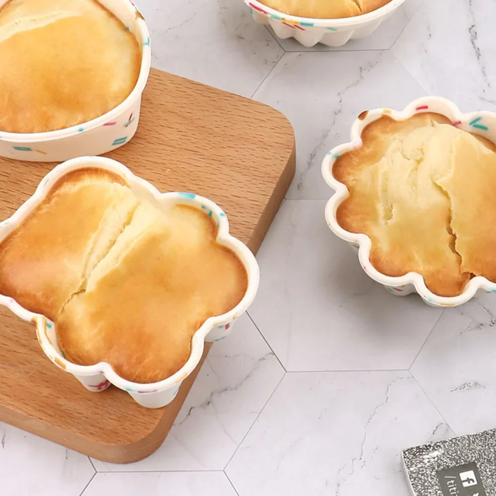 Цветные силиконовые формы для выпечки маффинов легко вынимаются