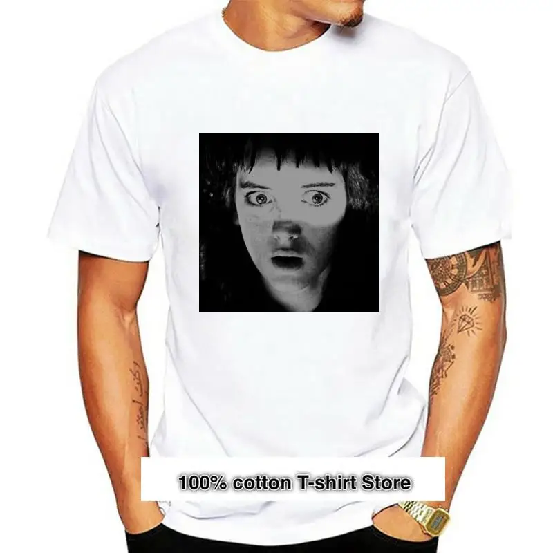 

Camiseta negra de bettlejuice, Lyidia winona rider