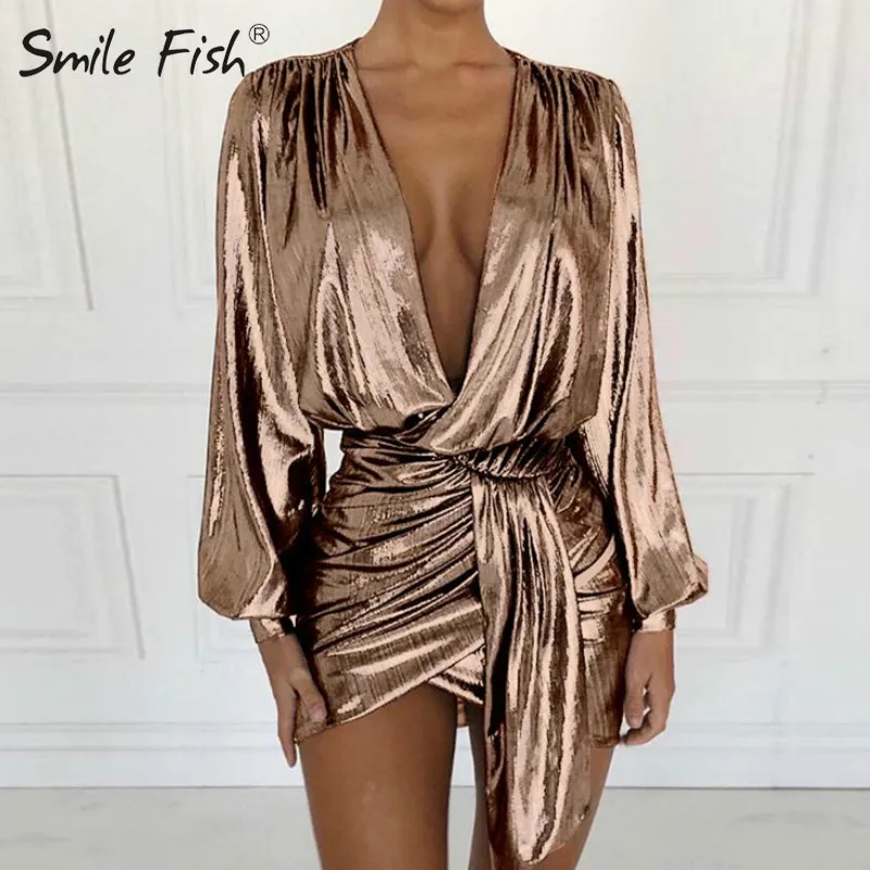 

Женское облегающее мини-платье с длинным рукавом и V-образным вырезом