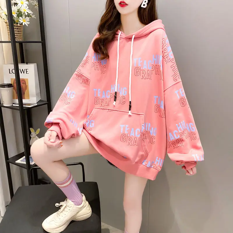 Женская толстовка с капюшоном и надписью свободного покроя