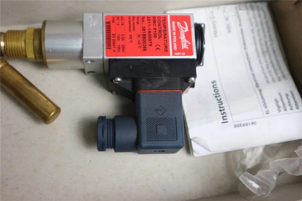 Подлинный MBC 8100 2211-1A00075 061B800366 датчик температуры Danfoss 50-100 ℃