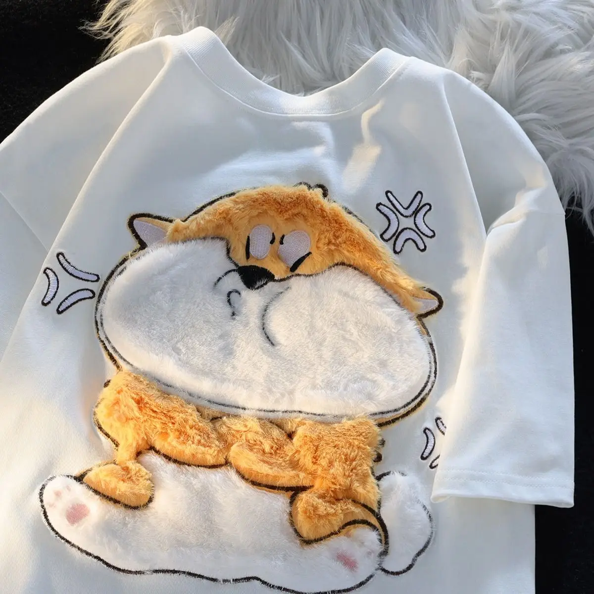 

American Cartoon Flocking Dog Embroidery Couple Short Sleeve T-shirt for Men and Women Summer Cute Versatile College Style Top